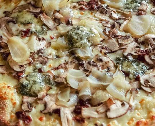 Ham & Mushroom Pizza